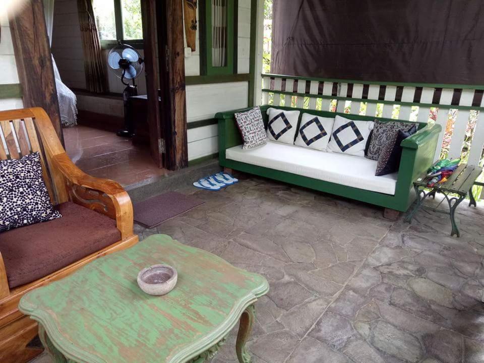 Mi Casa Ijen Guest House Banyuwangi  Exterior foto